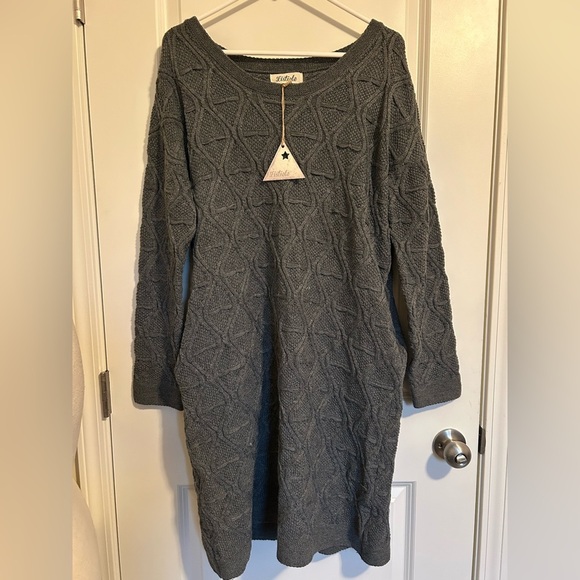 Listicle Dresses & Skirts - Sweater dress with pockets